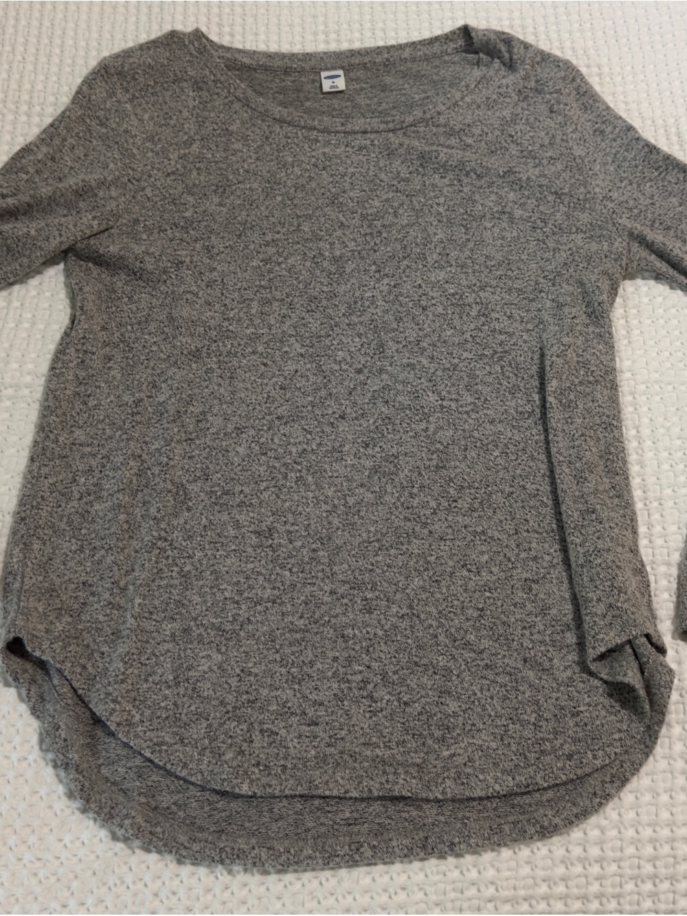 Old Navy Heather Gray Long Sleeve Scoop Neck Top